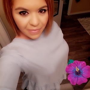 Meet your Posher, Tania